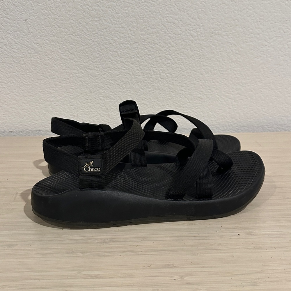 Chaco Z/2‎ Classic Sandals Mens 11 Black Strappy Sport Hiking Outdoor Trail Open